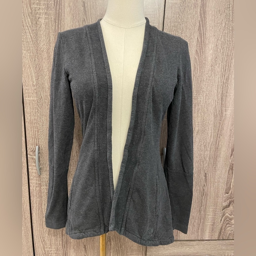 The NORTH FACE Grey Open Cardigan with Pockets. Size S